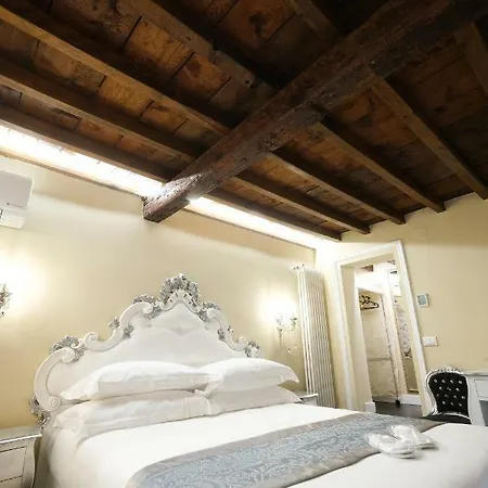 Kingsman Bed & Breakfast 4*