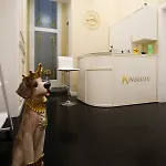 Kingsman Oda ve Kahvaltı 4*