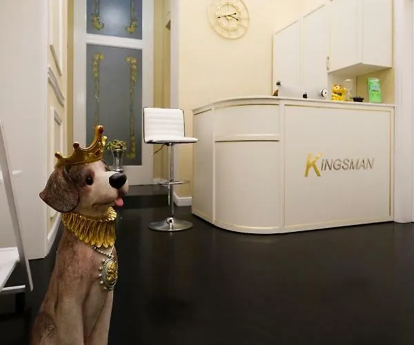 Kingsman ベッド・アンド・ブレックファスト 4*